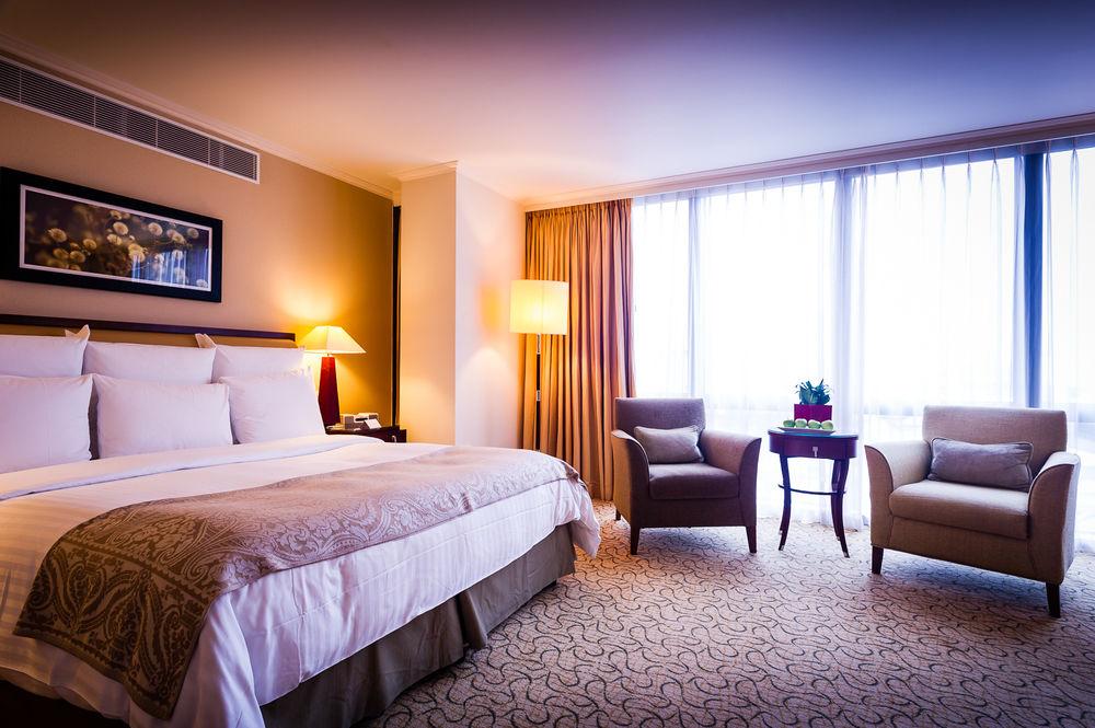 London Marriott Hotel Canary Wharf Bagian luar foto A room at the hotel