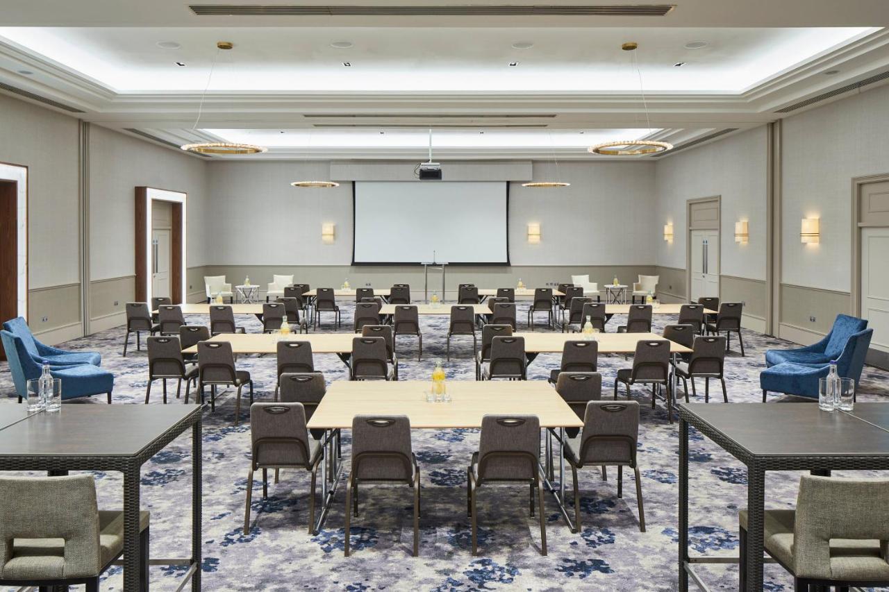 London Marriott Hotel Canary Wharf Bagian luar foto Meeting room