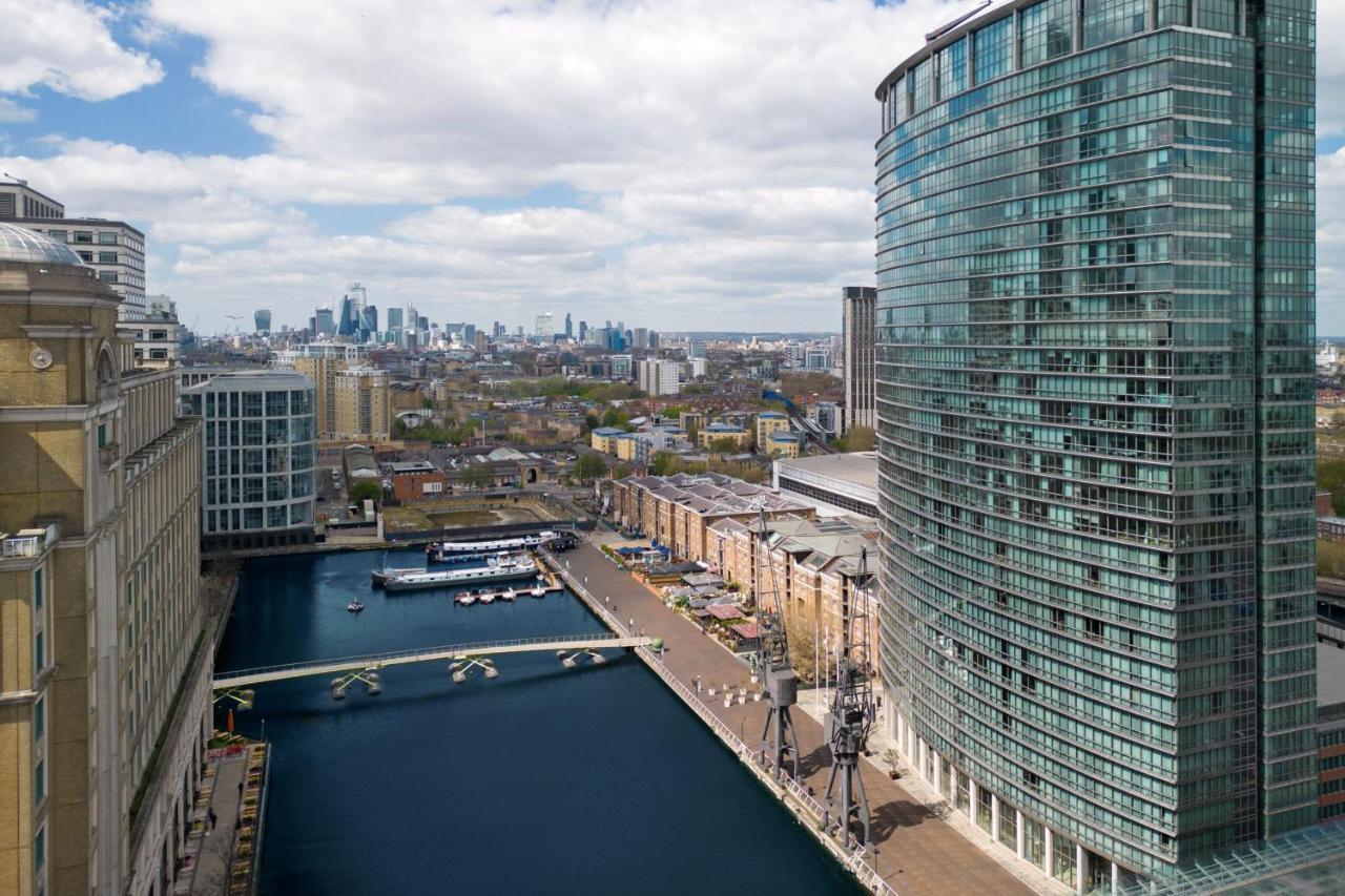 London Marriott Hotel Canary Wharf Bagian luar foto West India Quay